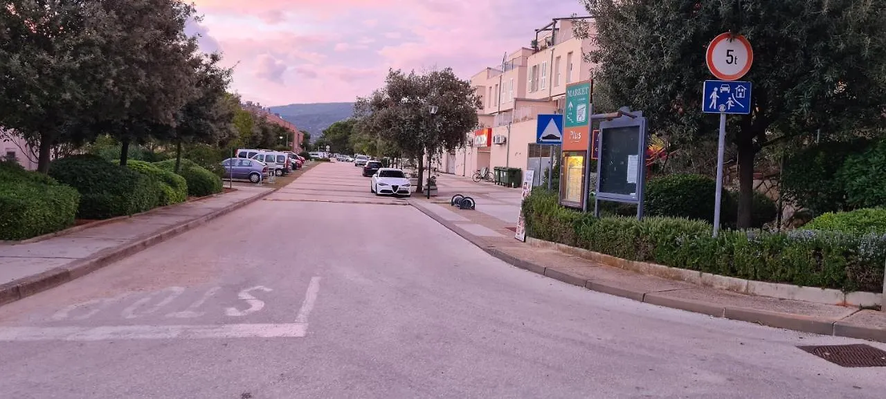 Studio Apartman Loreta Cres 0*,  Croacia