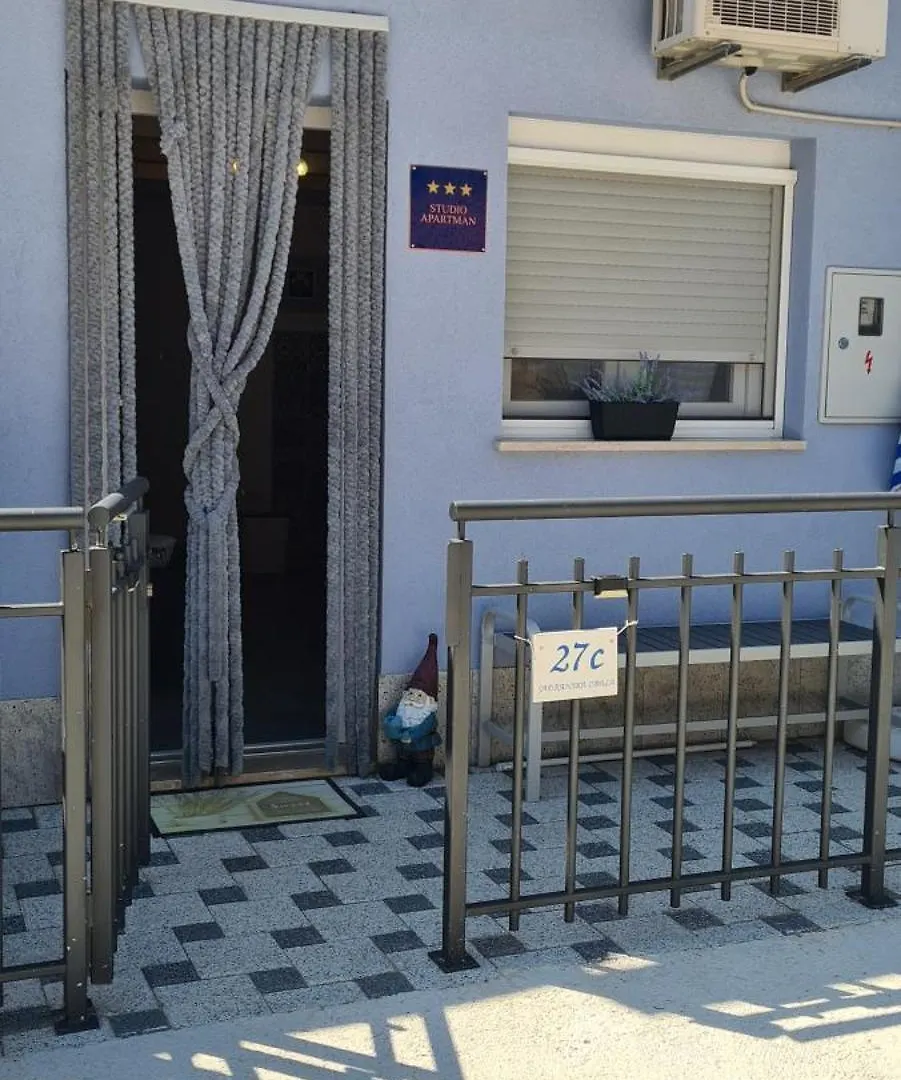 Studio apartman Loreta Cres 0*,  Croazia